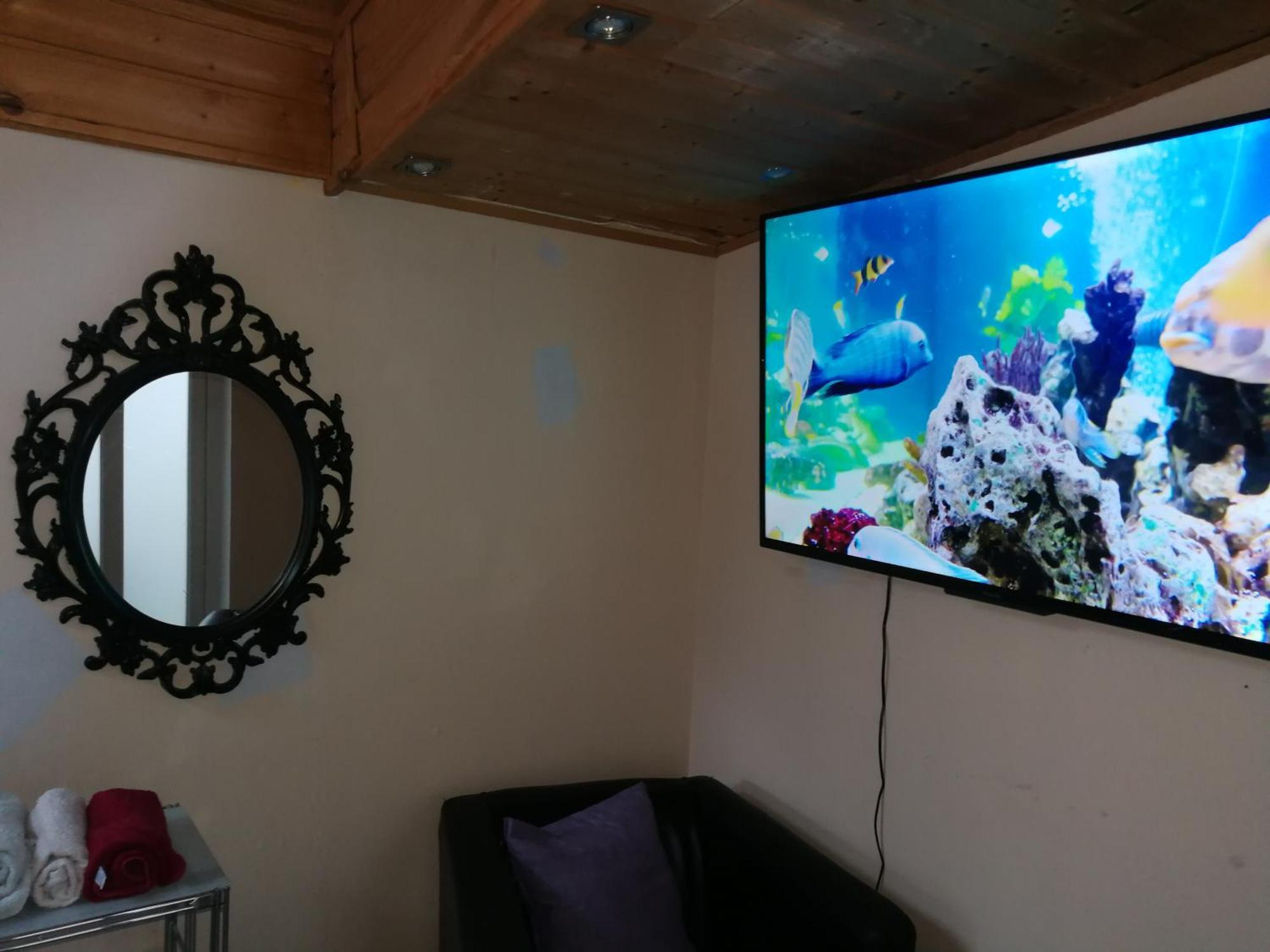 Wohlfuehloase - Zimmer, Appartment - Im Herzen Starnbergs Room photo