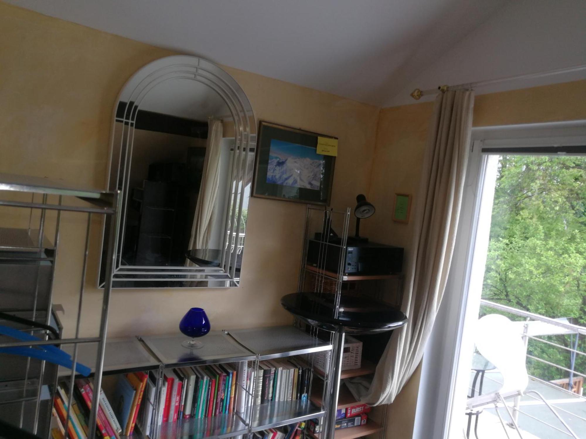 Wohlfuehloase - Zimmer, Appartment - Im Herzen Starnbergs Room photo