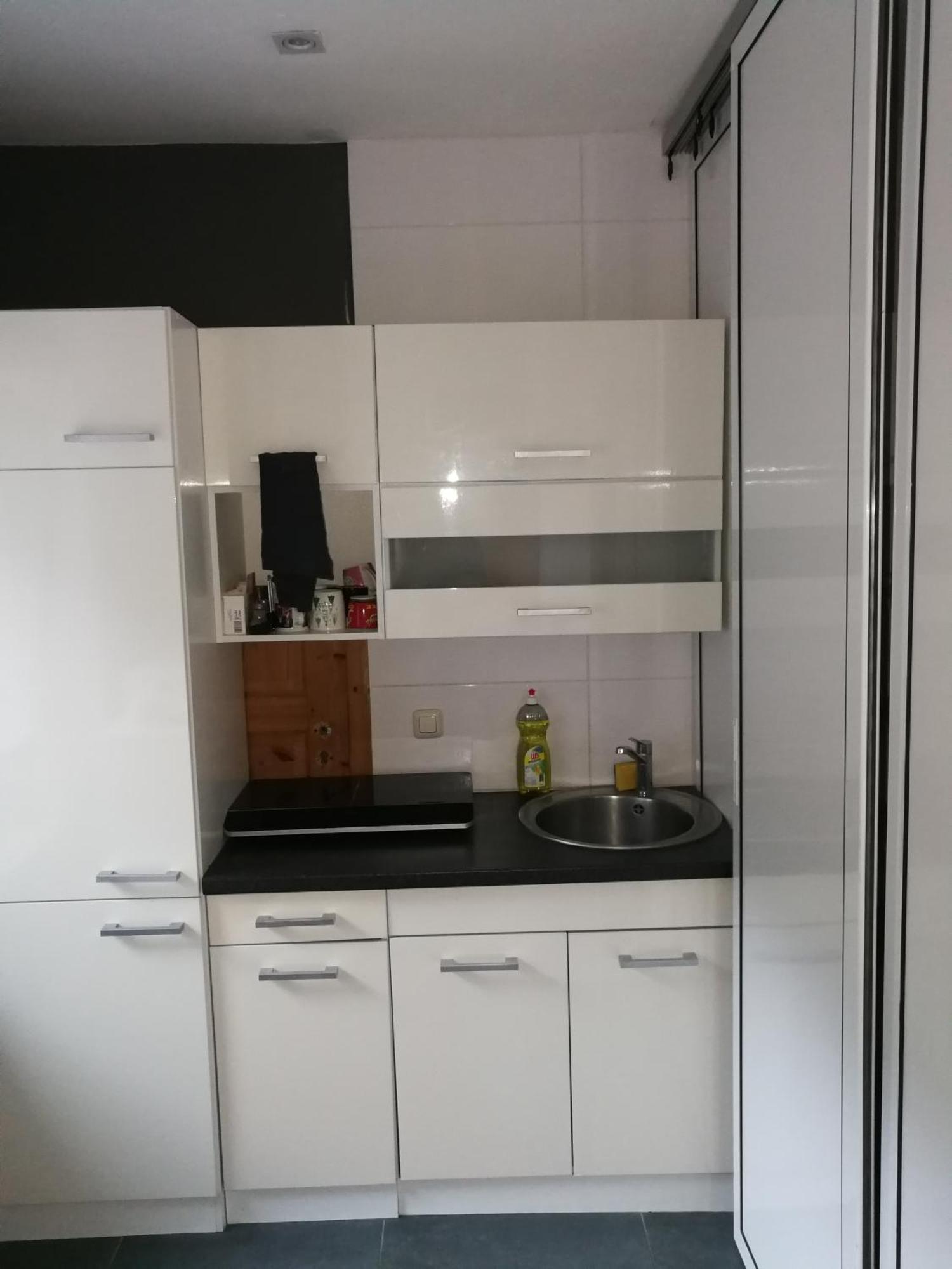 Wohlfuehloase - Zimmer, Appartment - Im Herzen Starnbergs Room photo