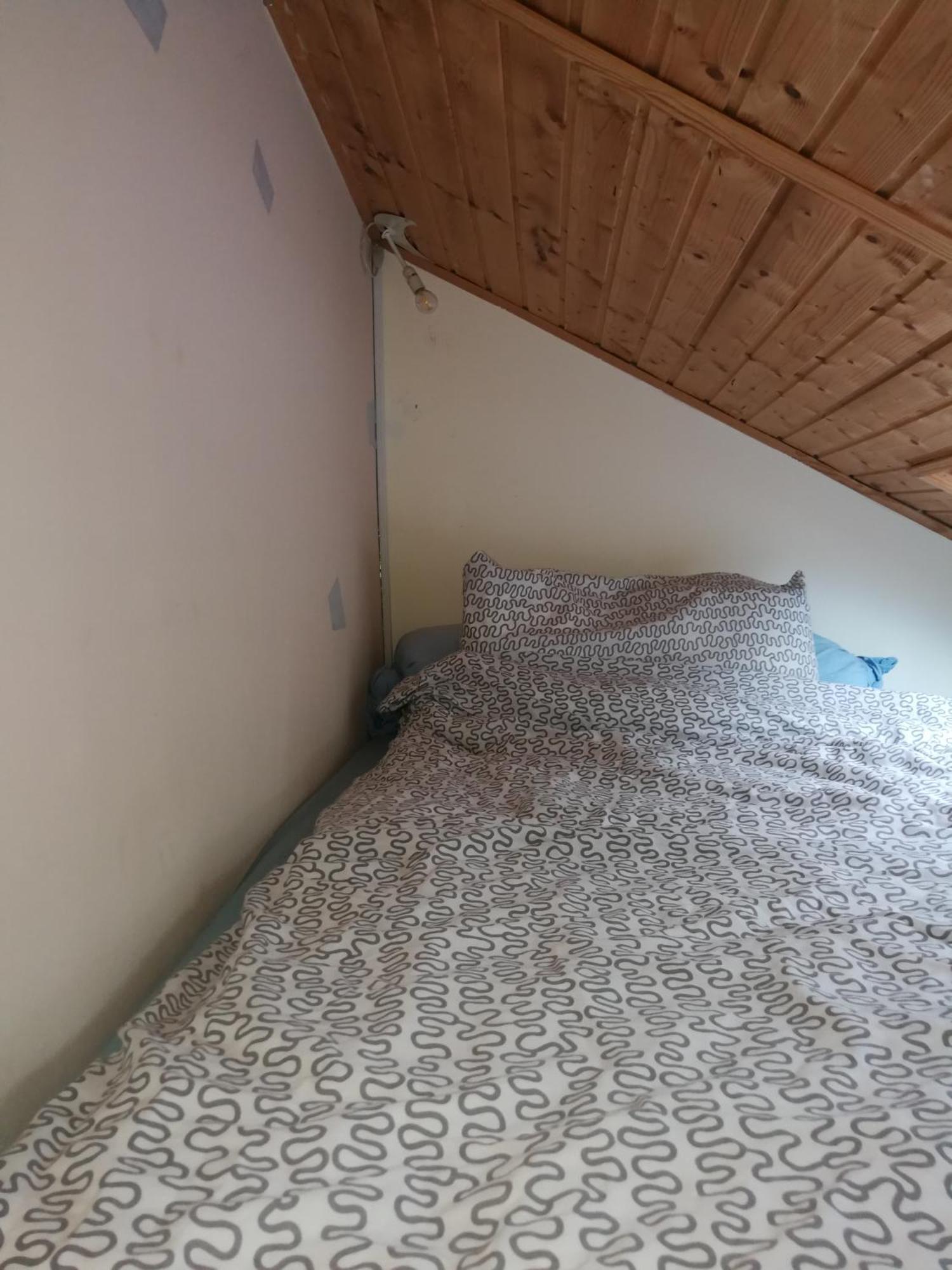 Wohlfuehloase - Zimmer, Appartment - Im Herzen Starnbergs Room photo