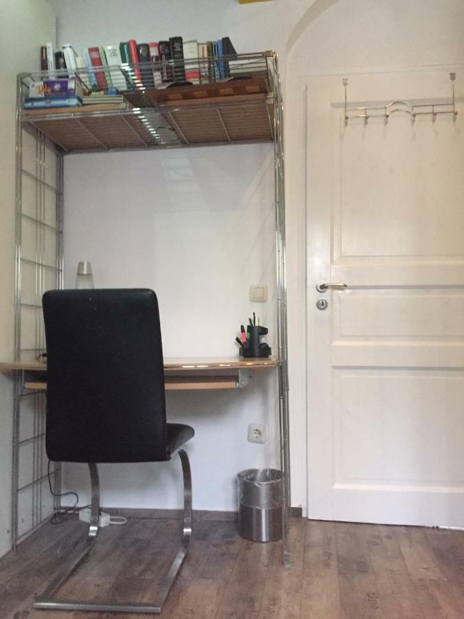 Wohlfuehloase - Zimmer, Appartment - Im Herzen Starnbergs Exterior photo